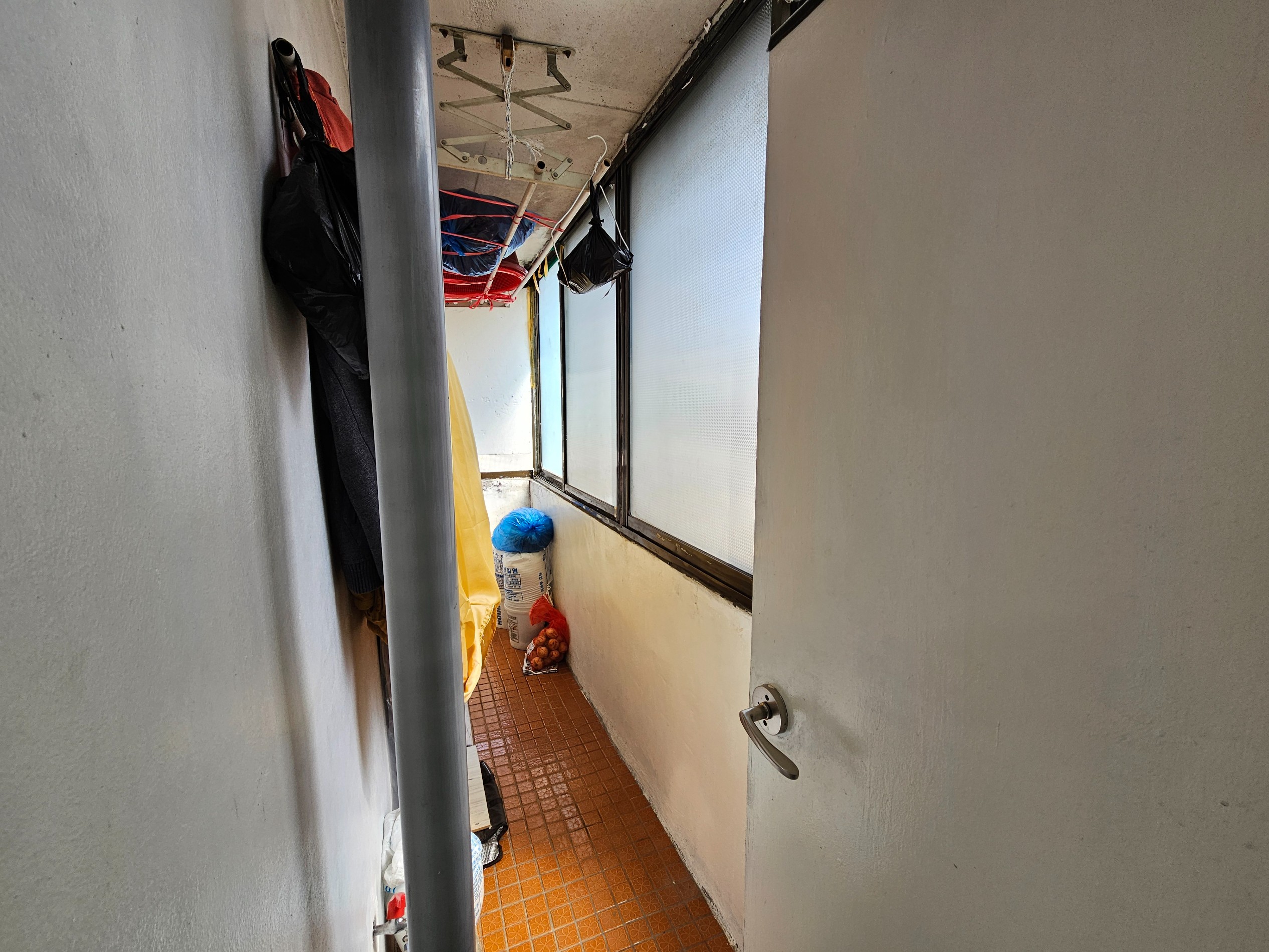 Post image 10