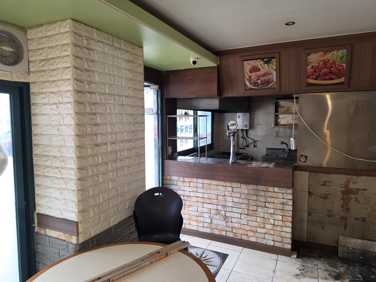 Post image 11