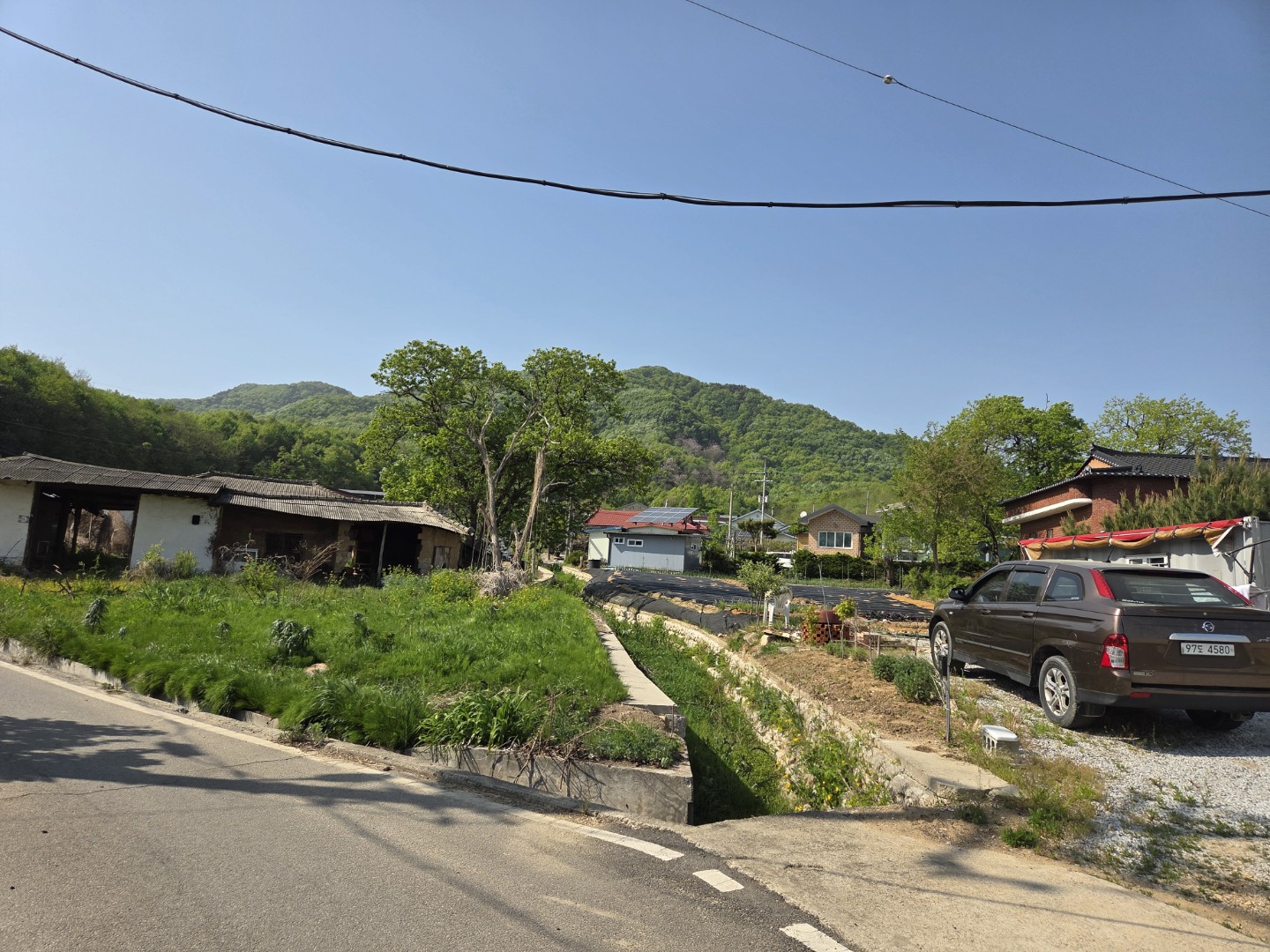 Post image 3
