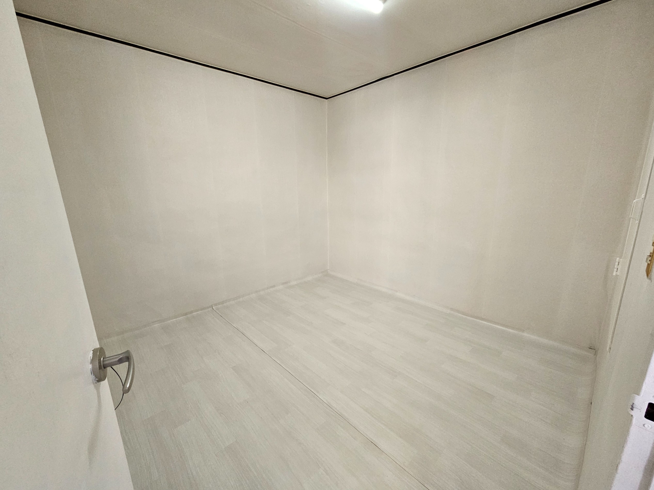 Post image 6