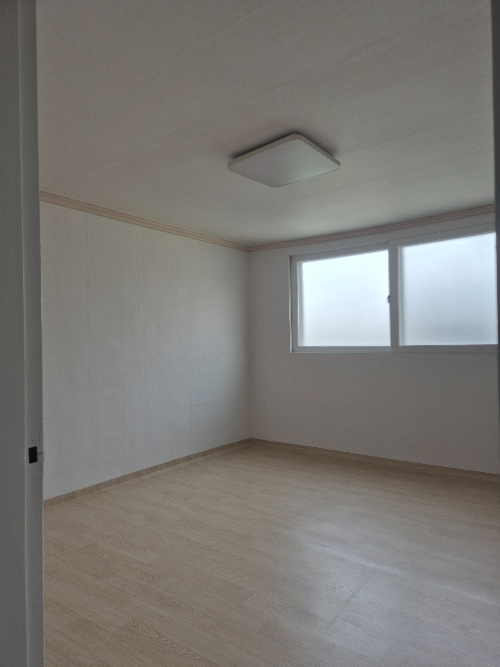 Post image 10