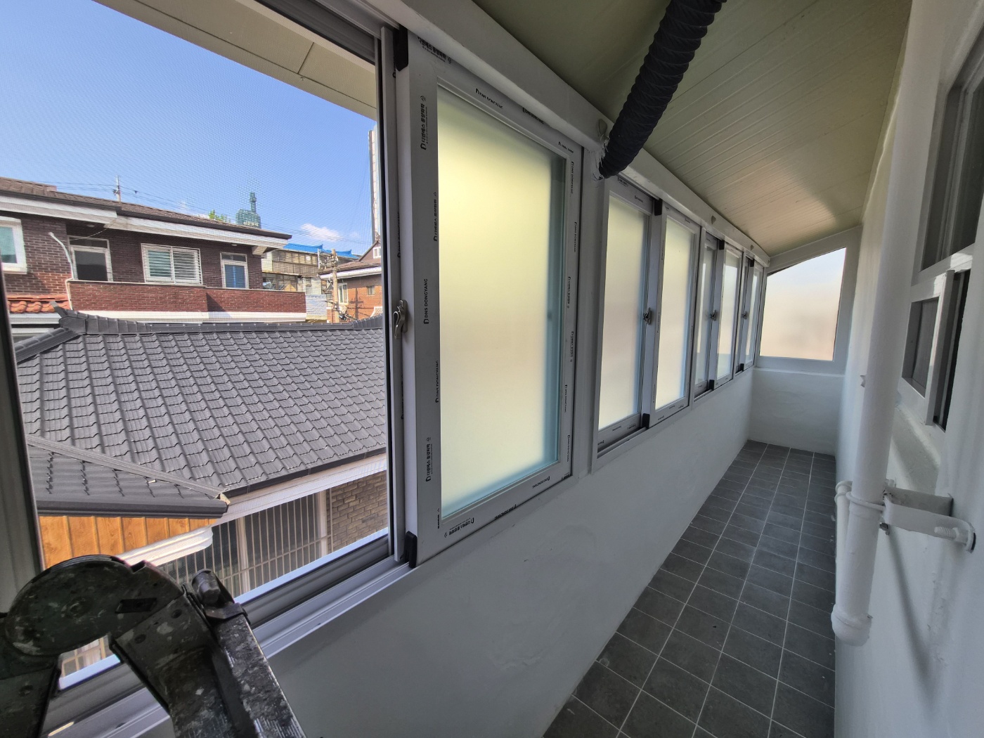 Post image 17