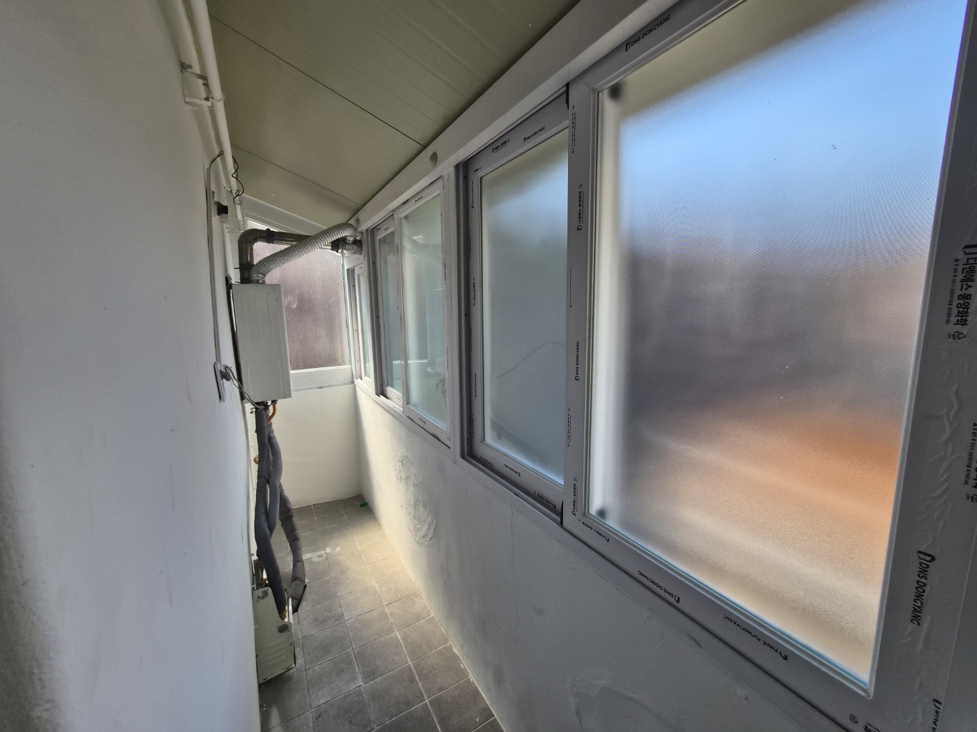 Post image 16