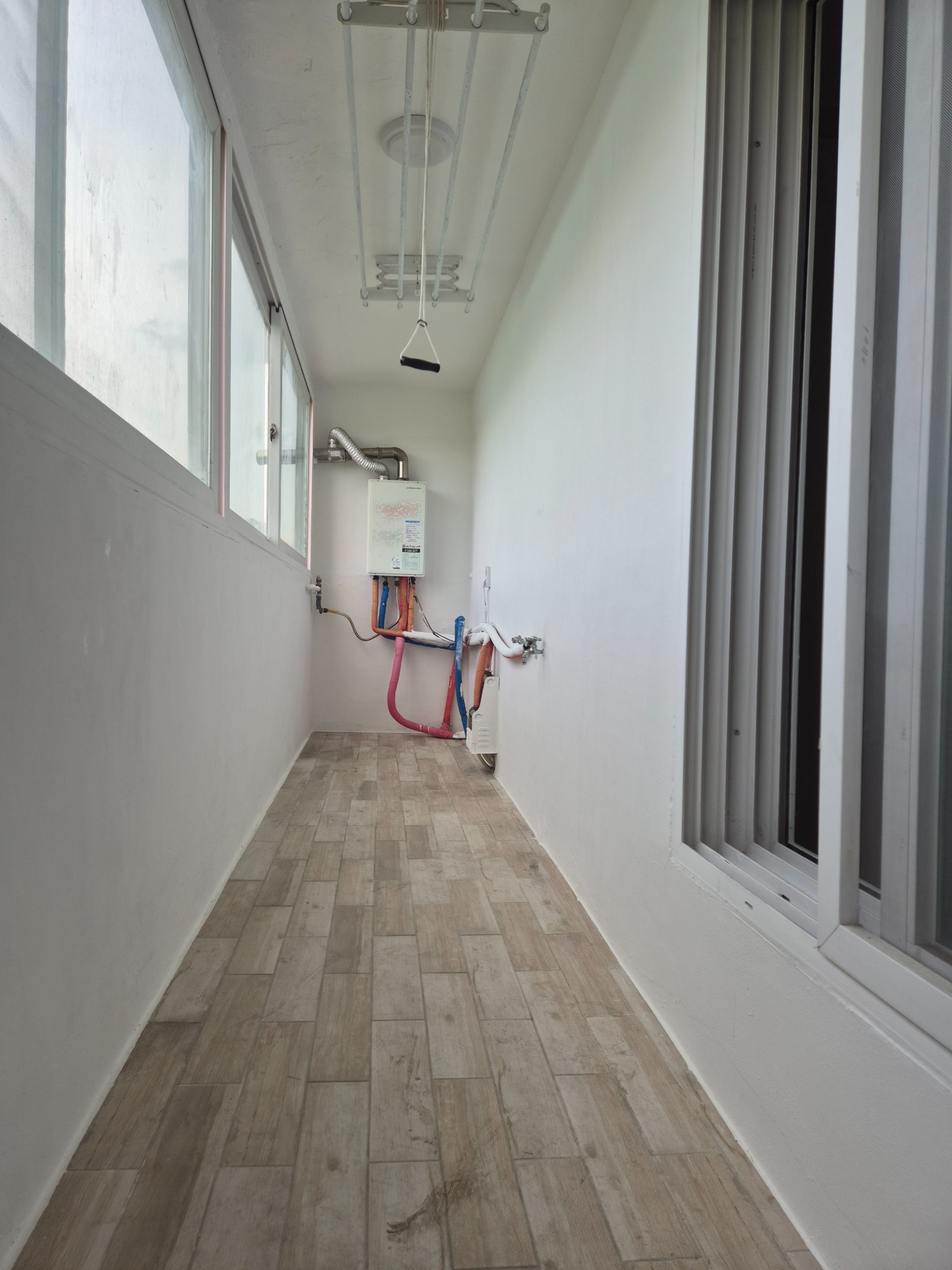 Post image 14