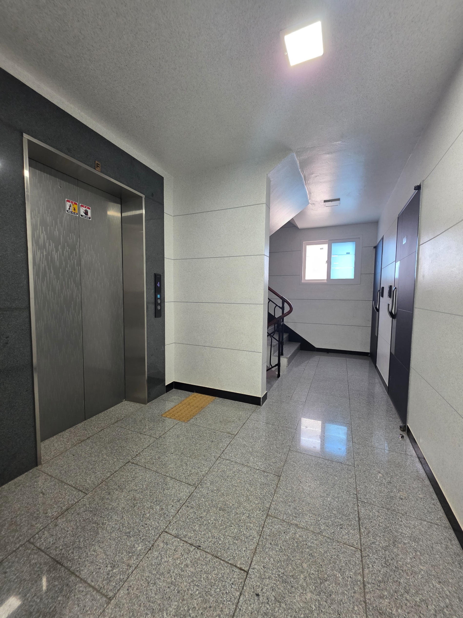 Post image 15