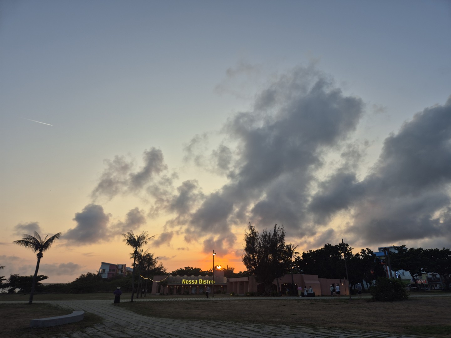 Post image 1