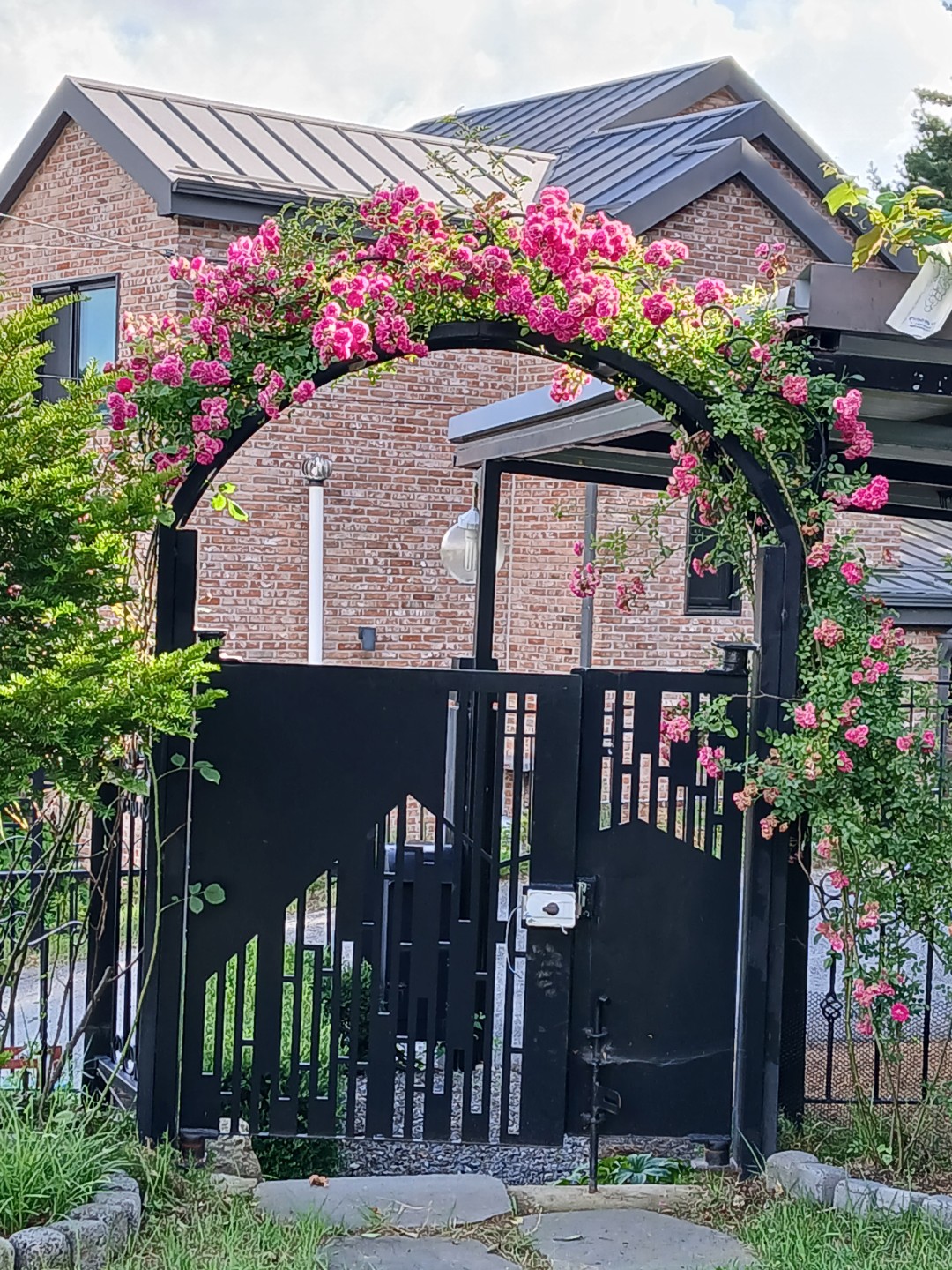 Post image 5