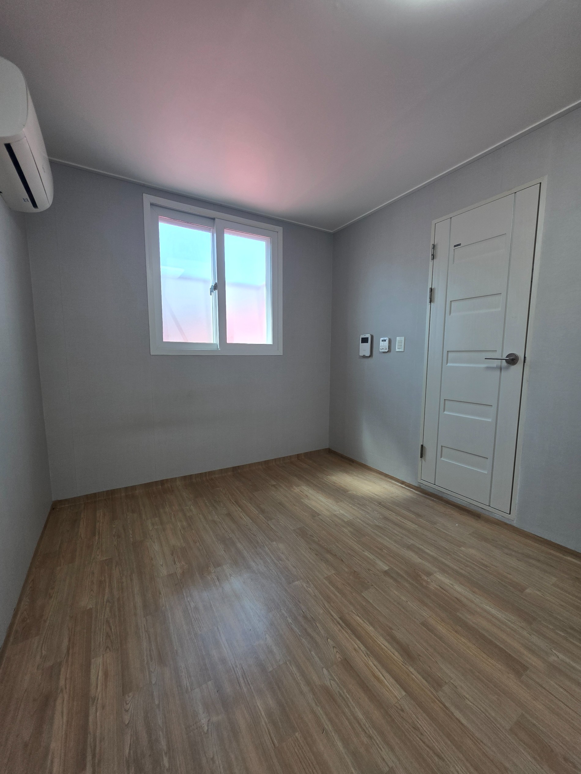 Post image 9
