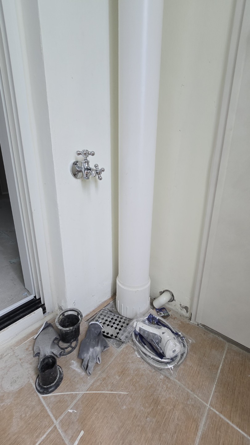 Post image 11
