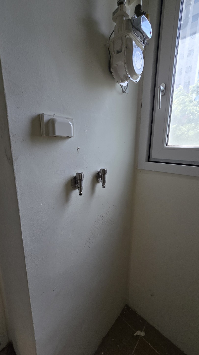 Post image 9