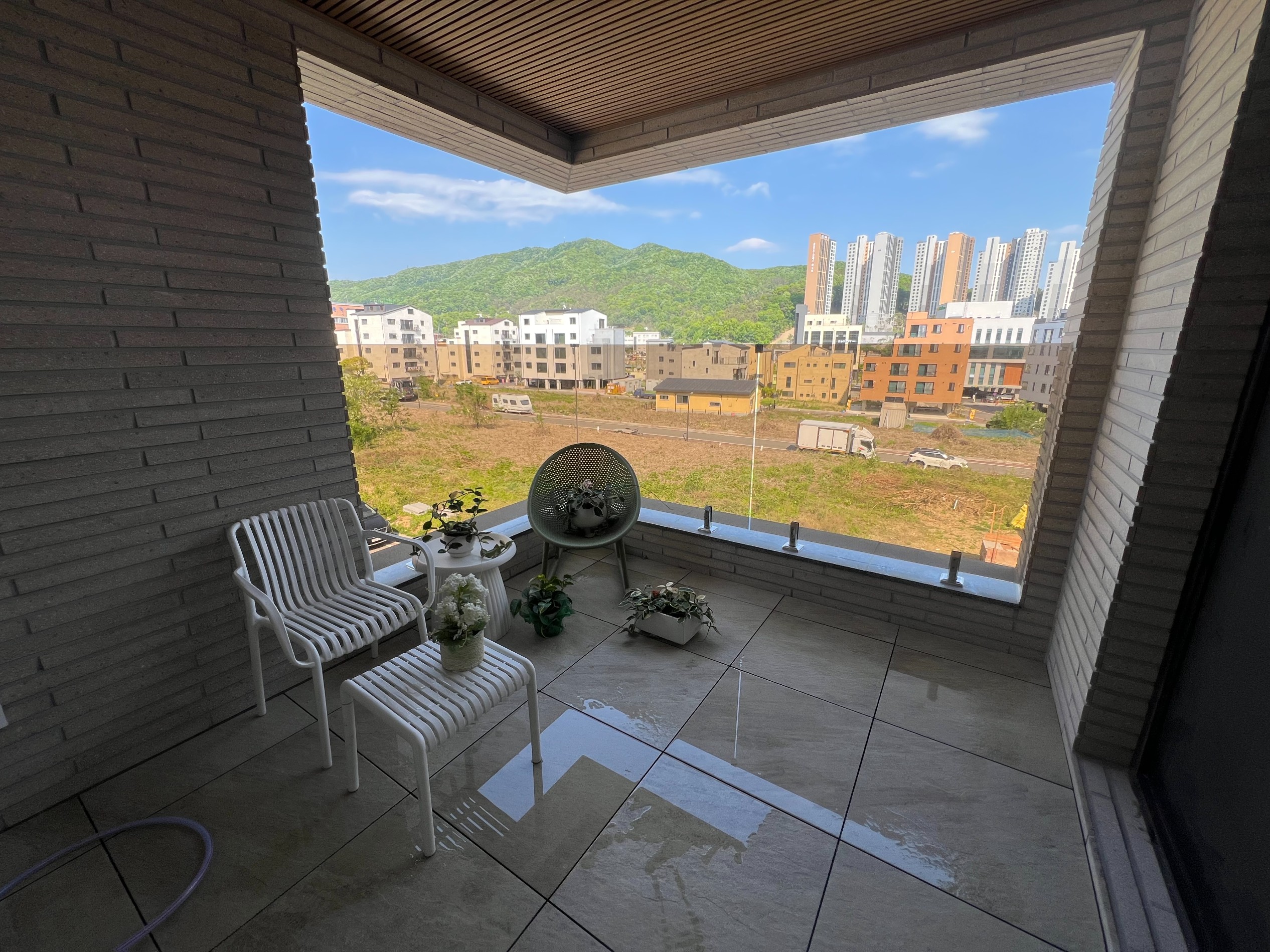 Post image 11