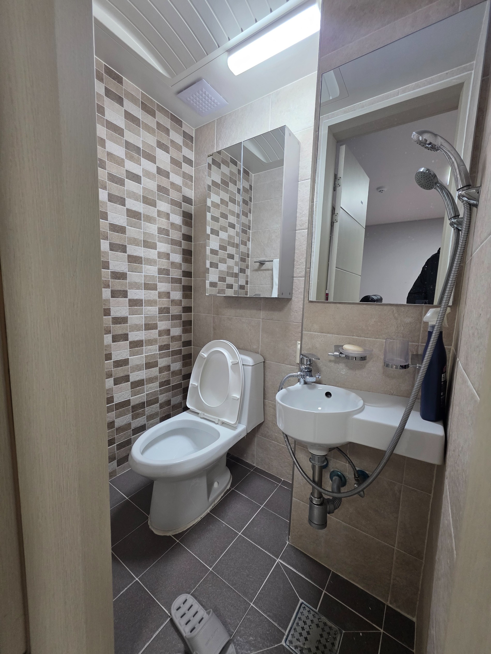 Post image 11