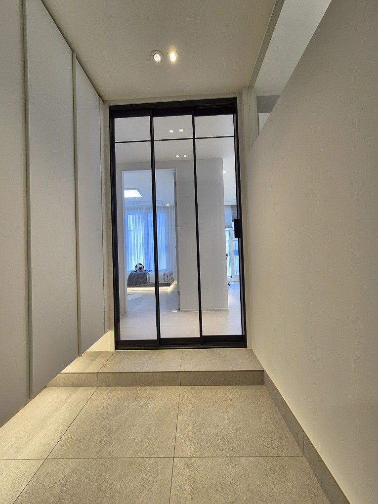 Post image 29