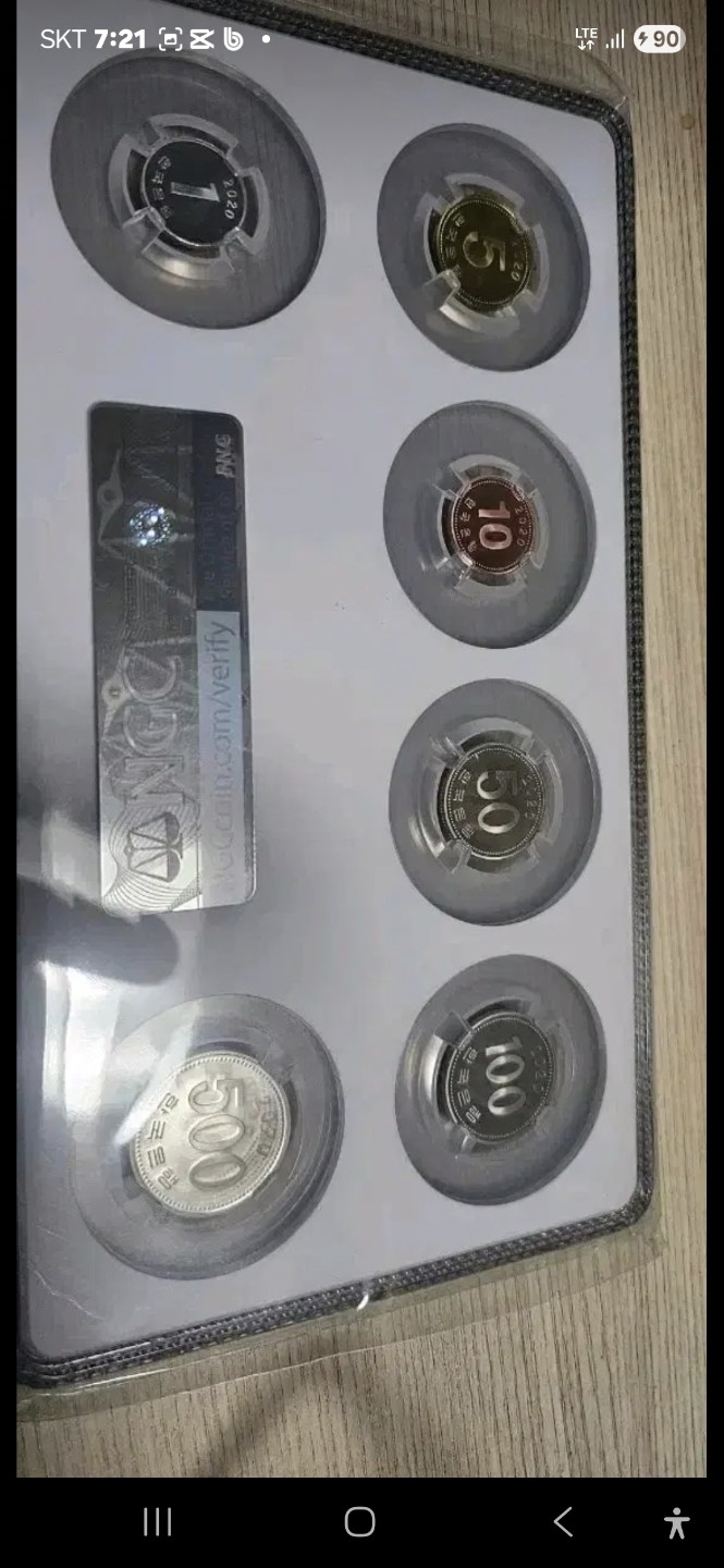 Post image 3