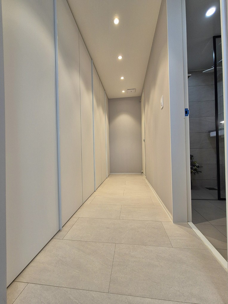 Post image 22