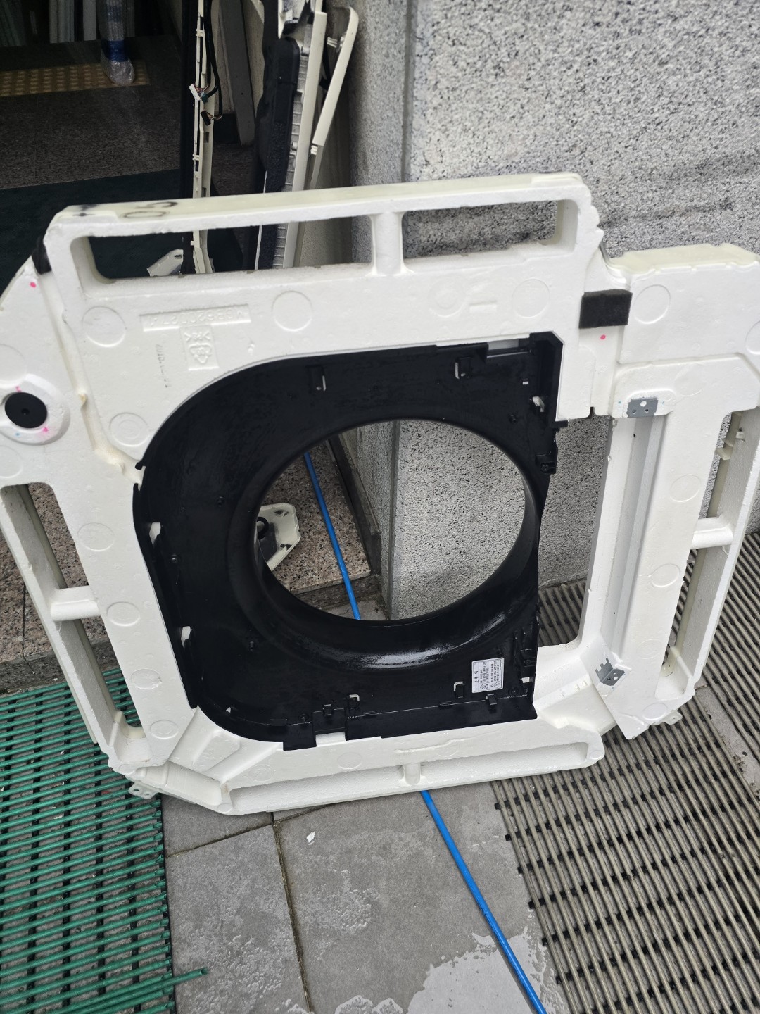 Post image 7