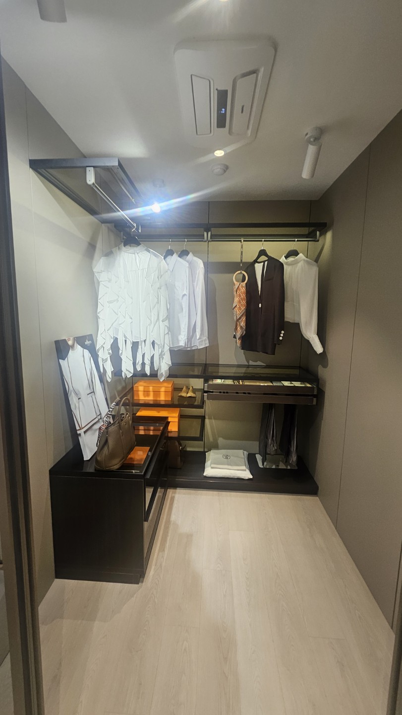 Post image 22