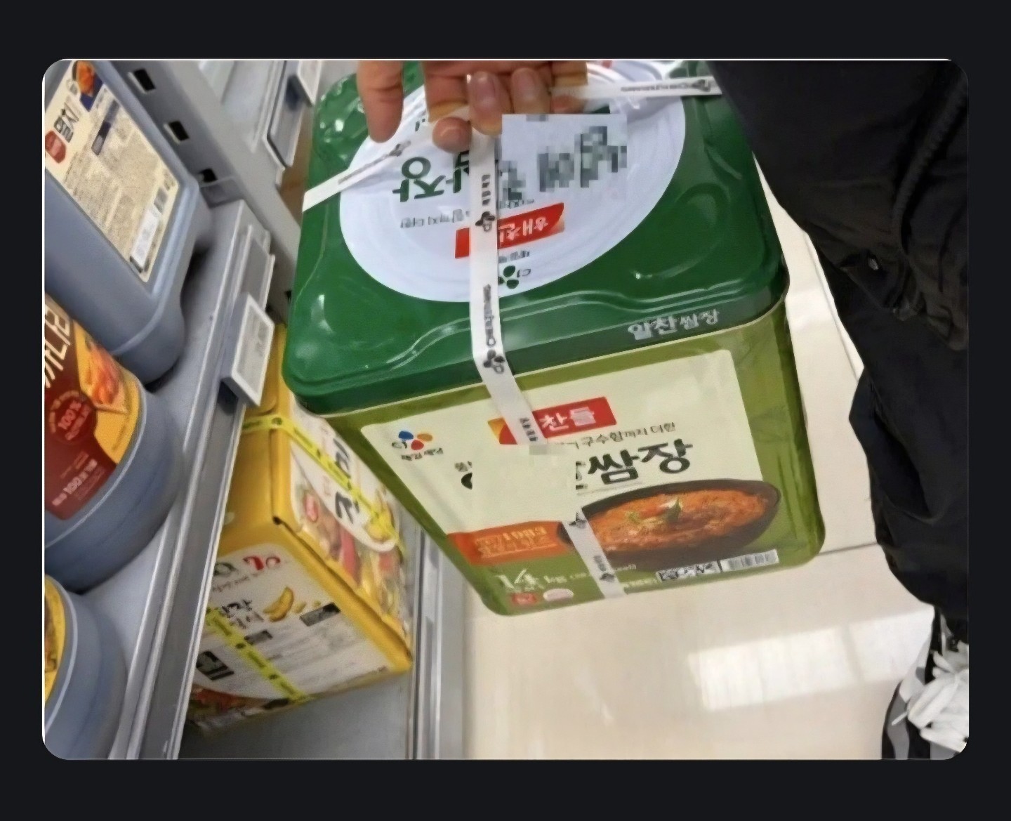Post image 1