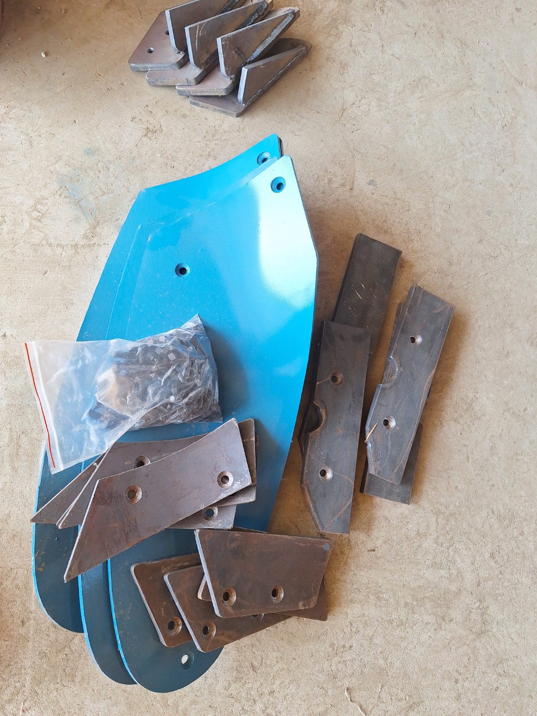 Post image 1