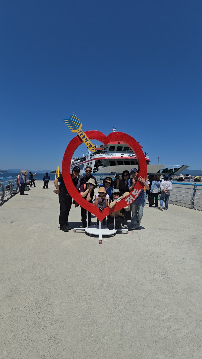 Post image 18