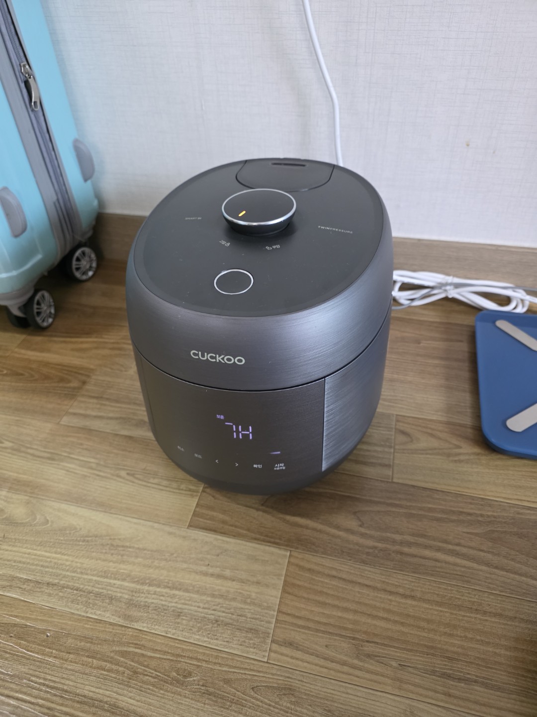 Post image 2