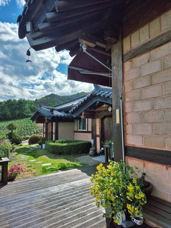 Post image 10