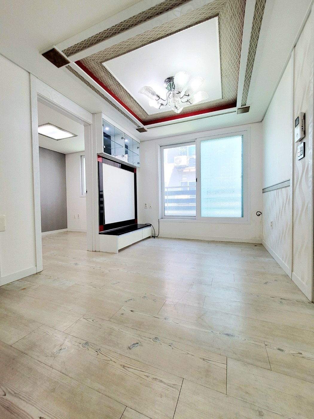 Post image 9