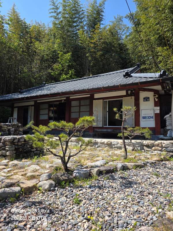 Post image 9