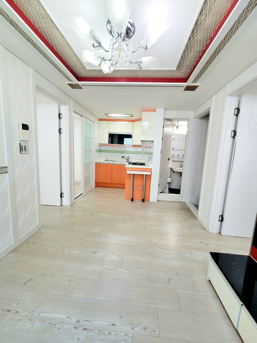 Post image 10
