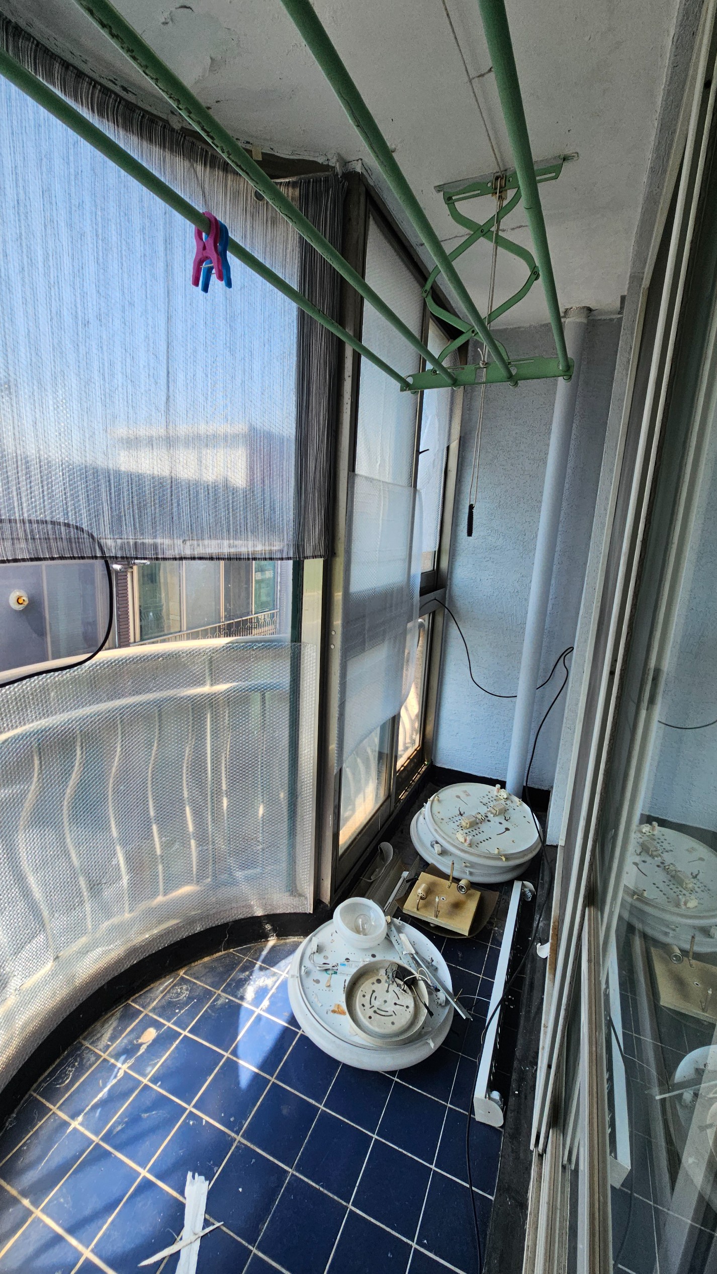 Post image 11