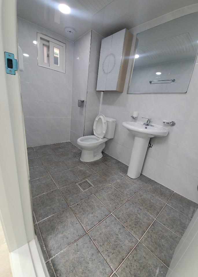 Post image 7