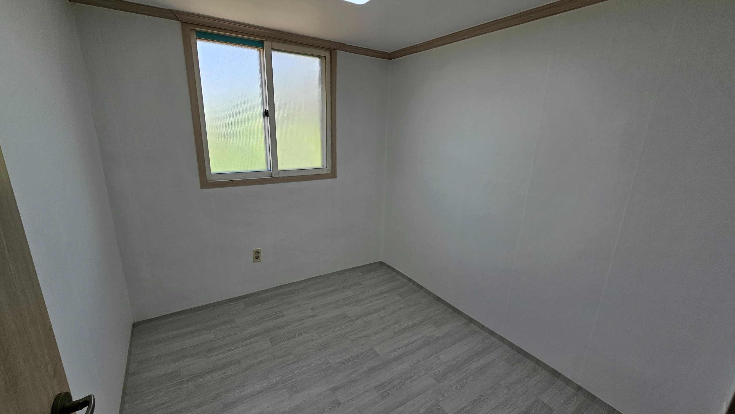 Post image 8