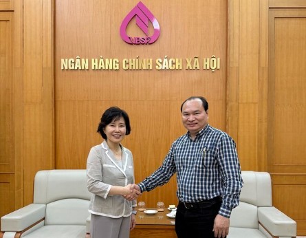 Post image 7