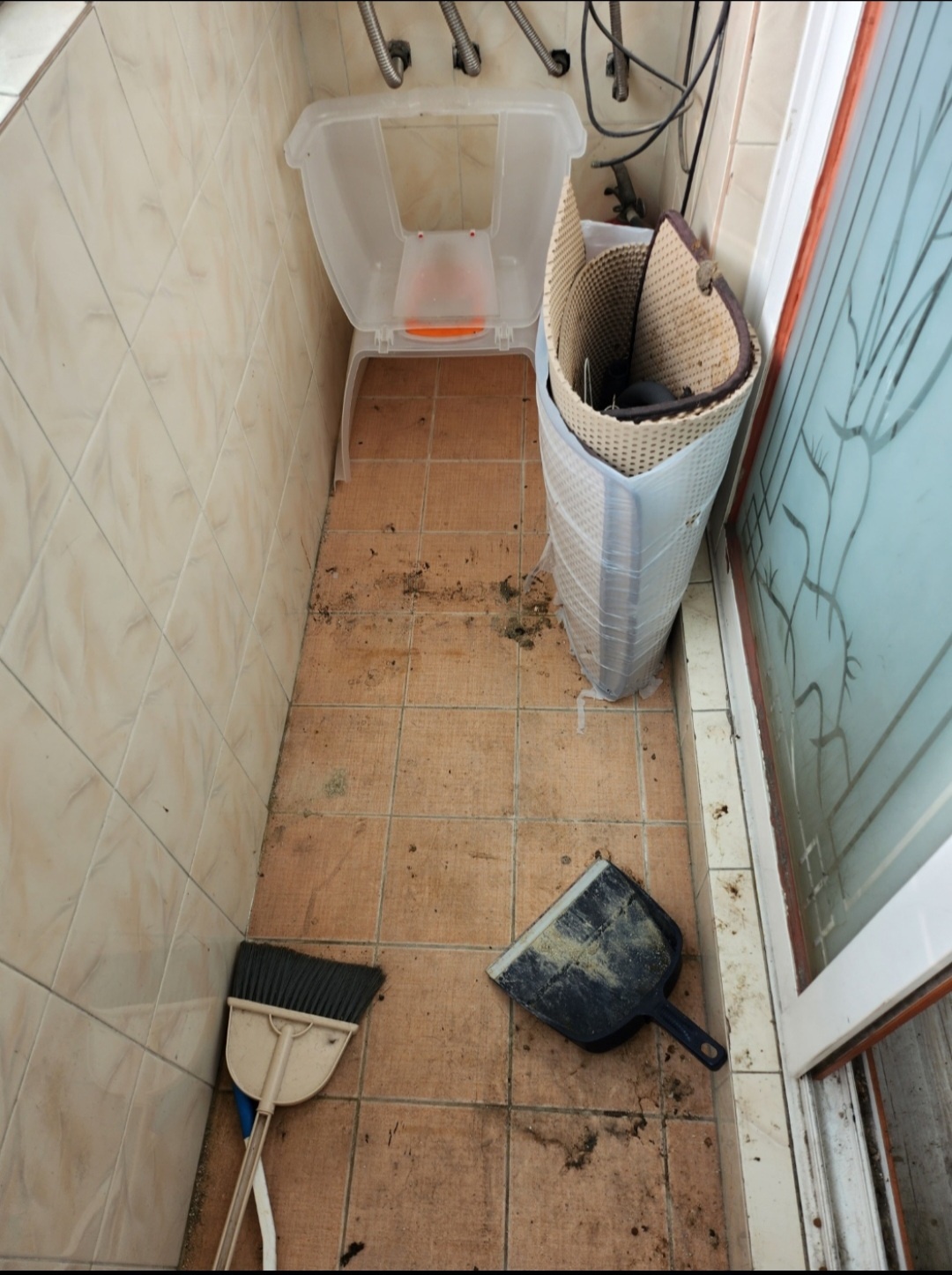 Post image 6