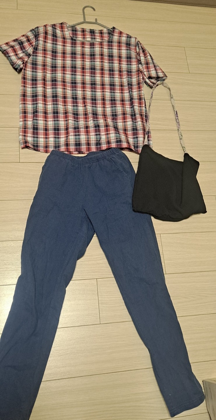 Post image 1