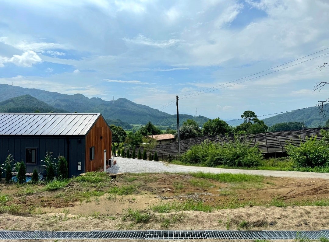 Post image 11