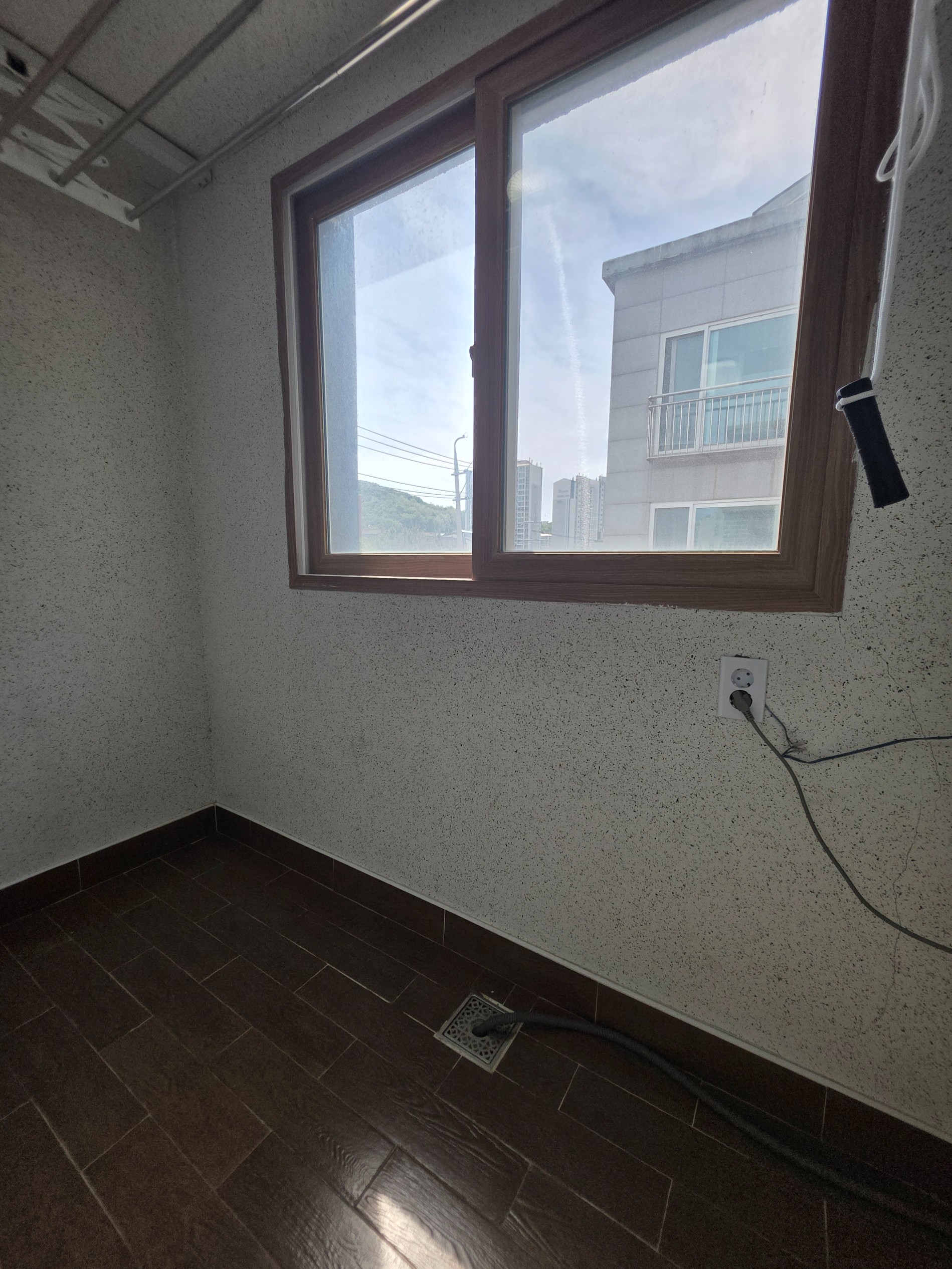 Post image 15