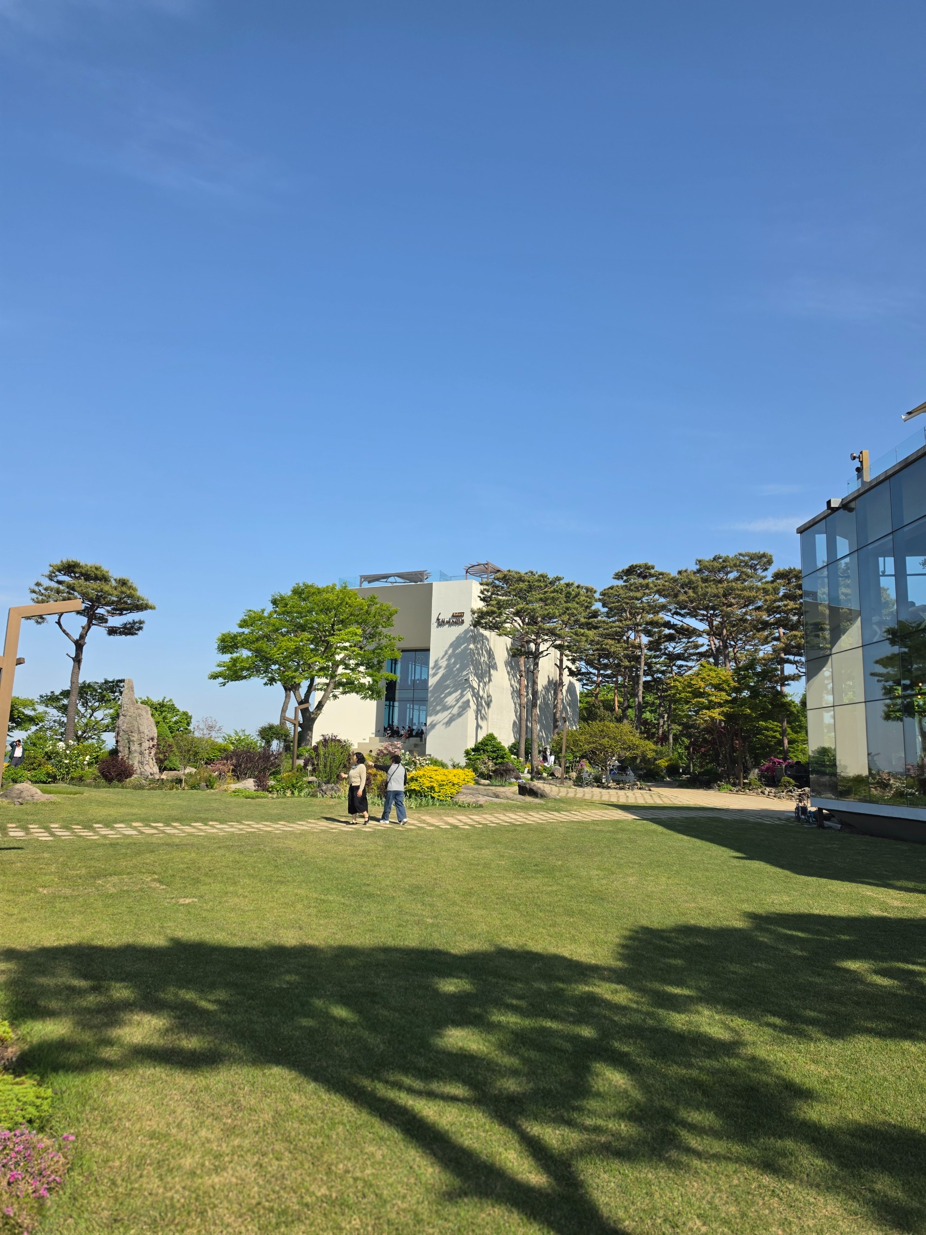 Post image 13