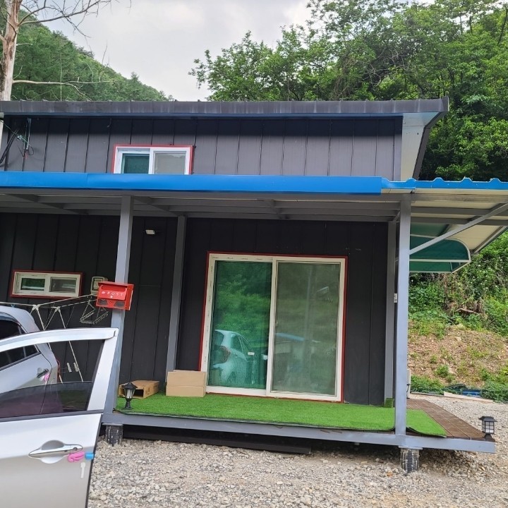 Post image 11