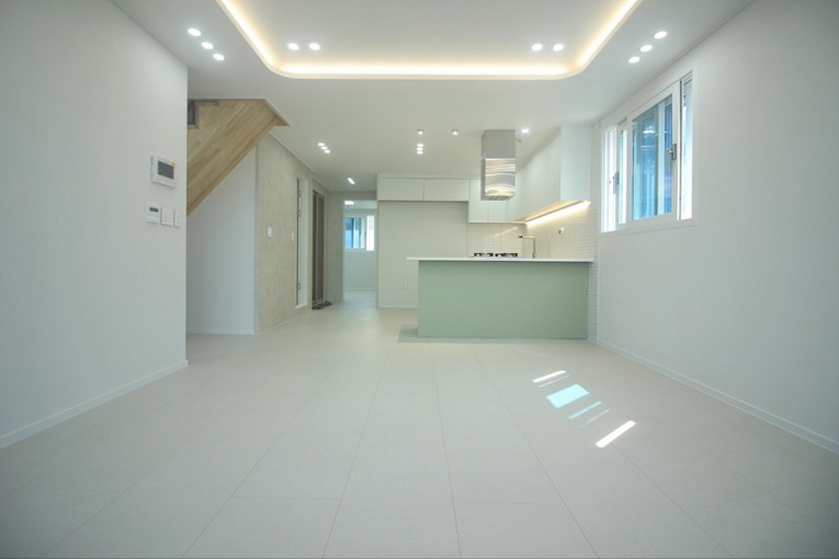 Post image 24