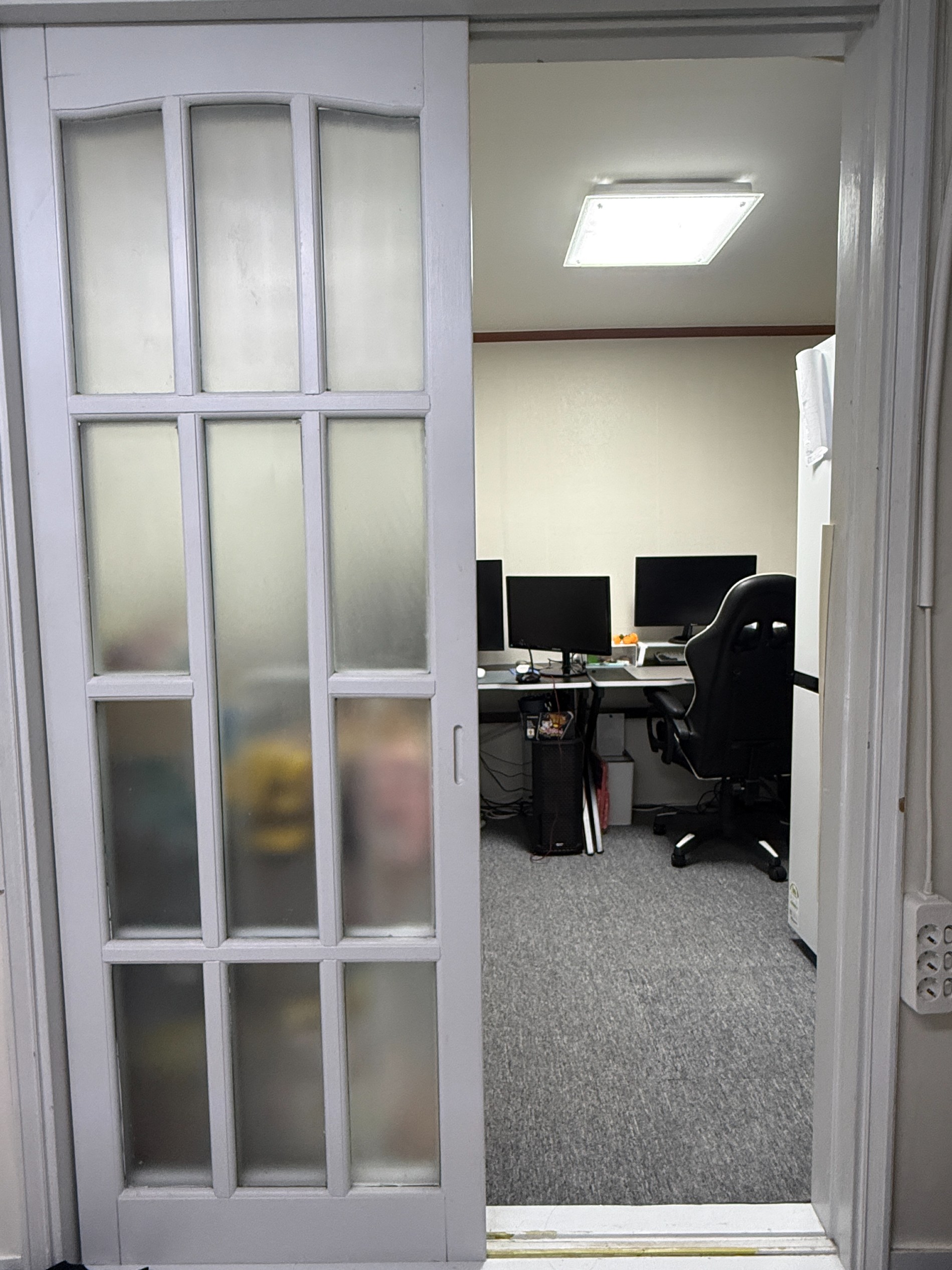 Post image 9