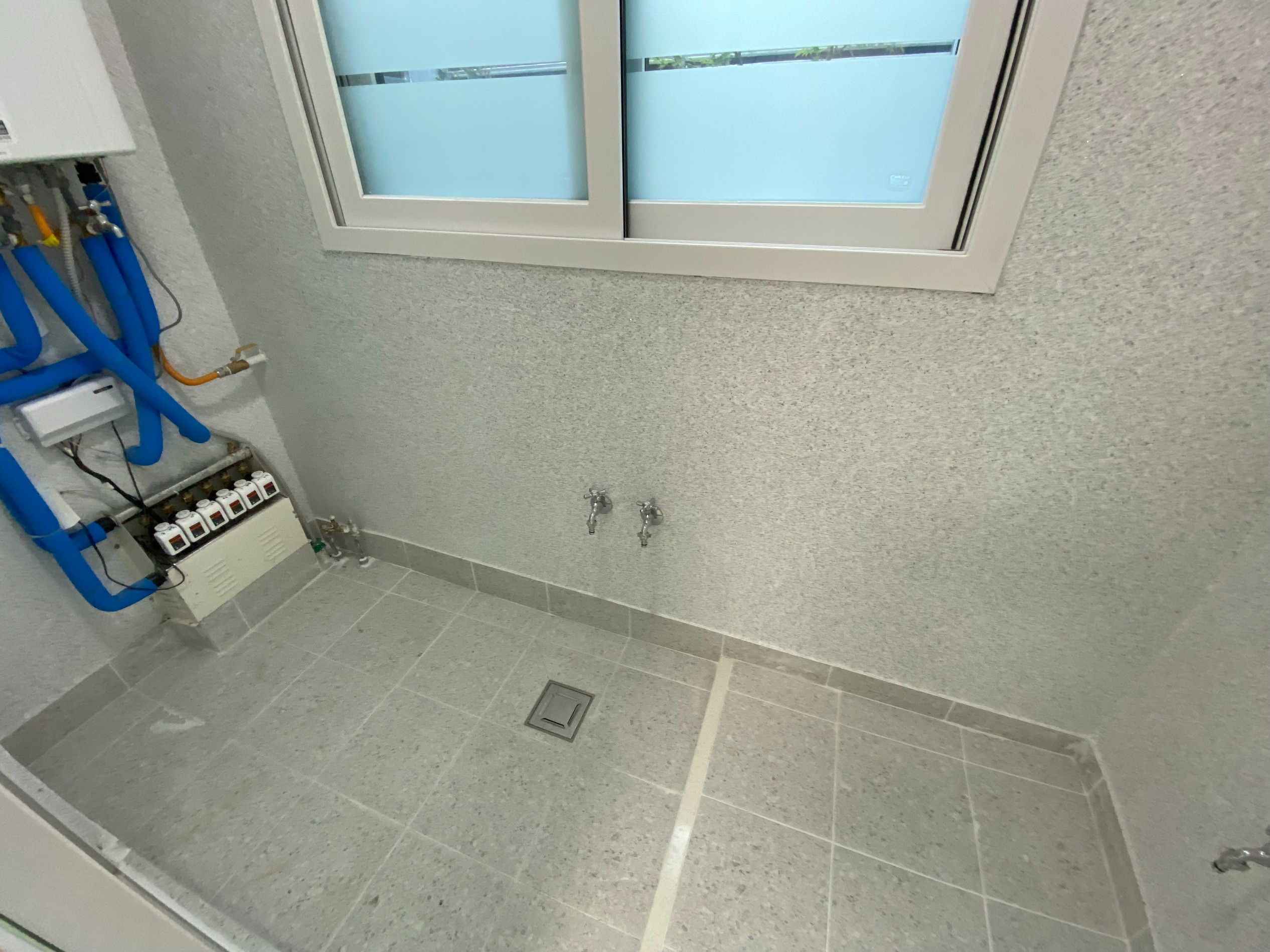 Post image 29