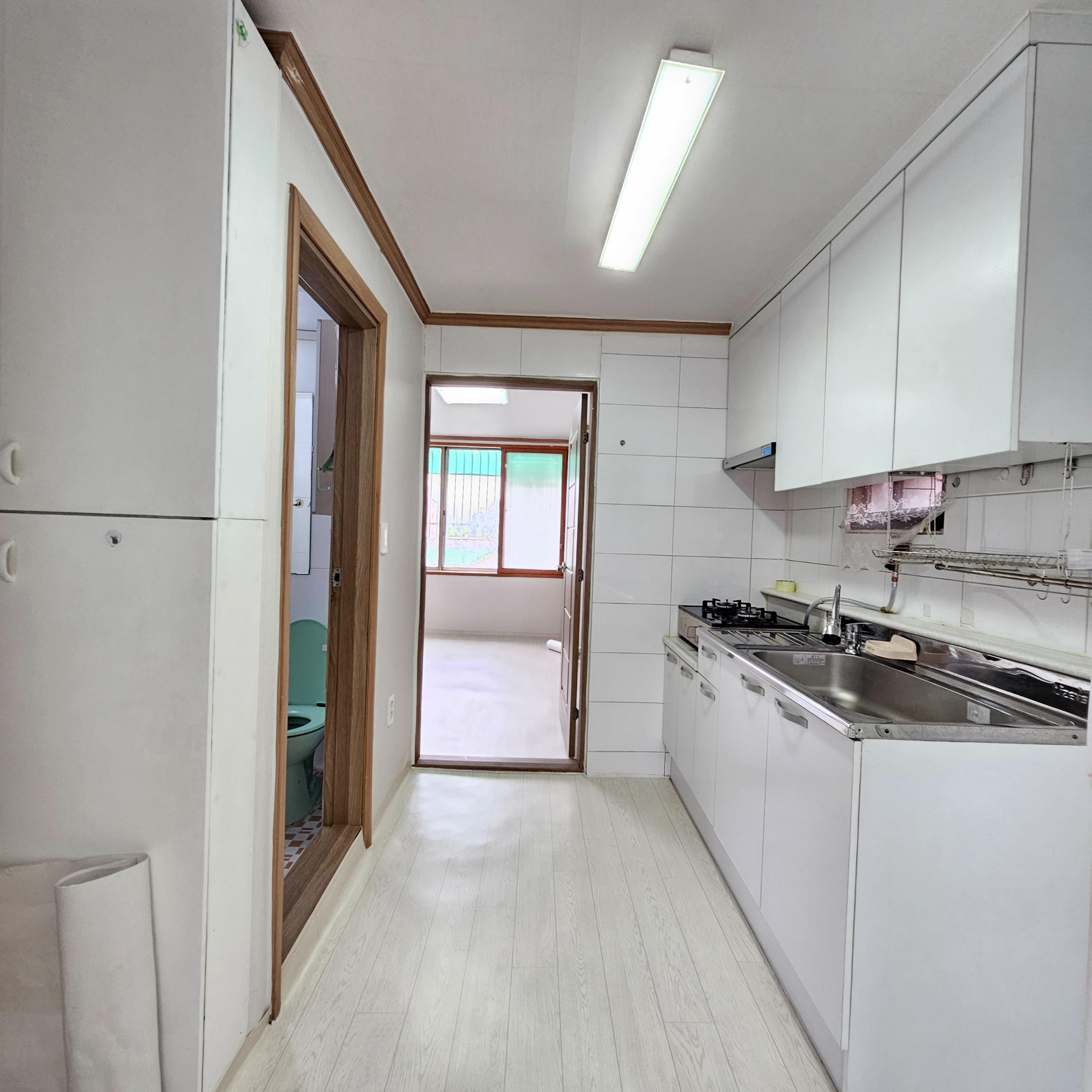 Post image 9