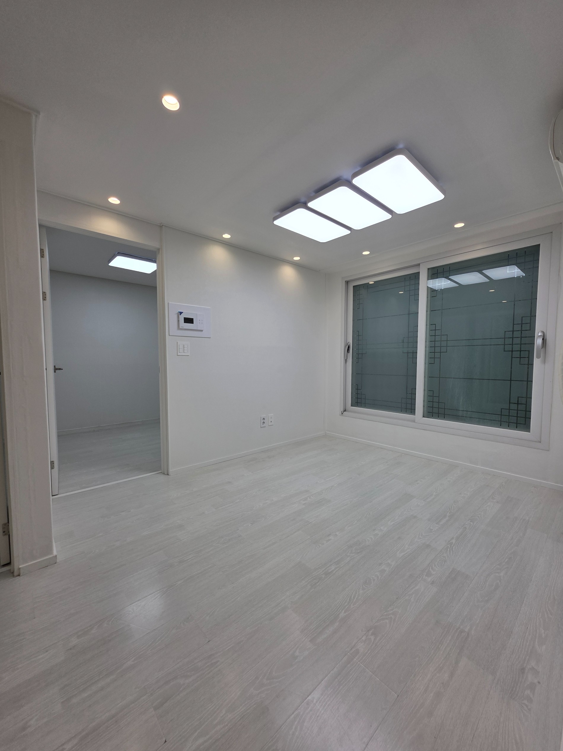 Post image 8