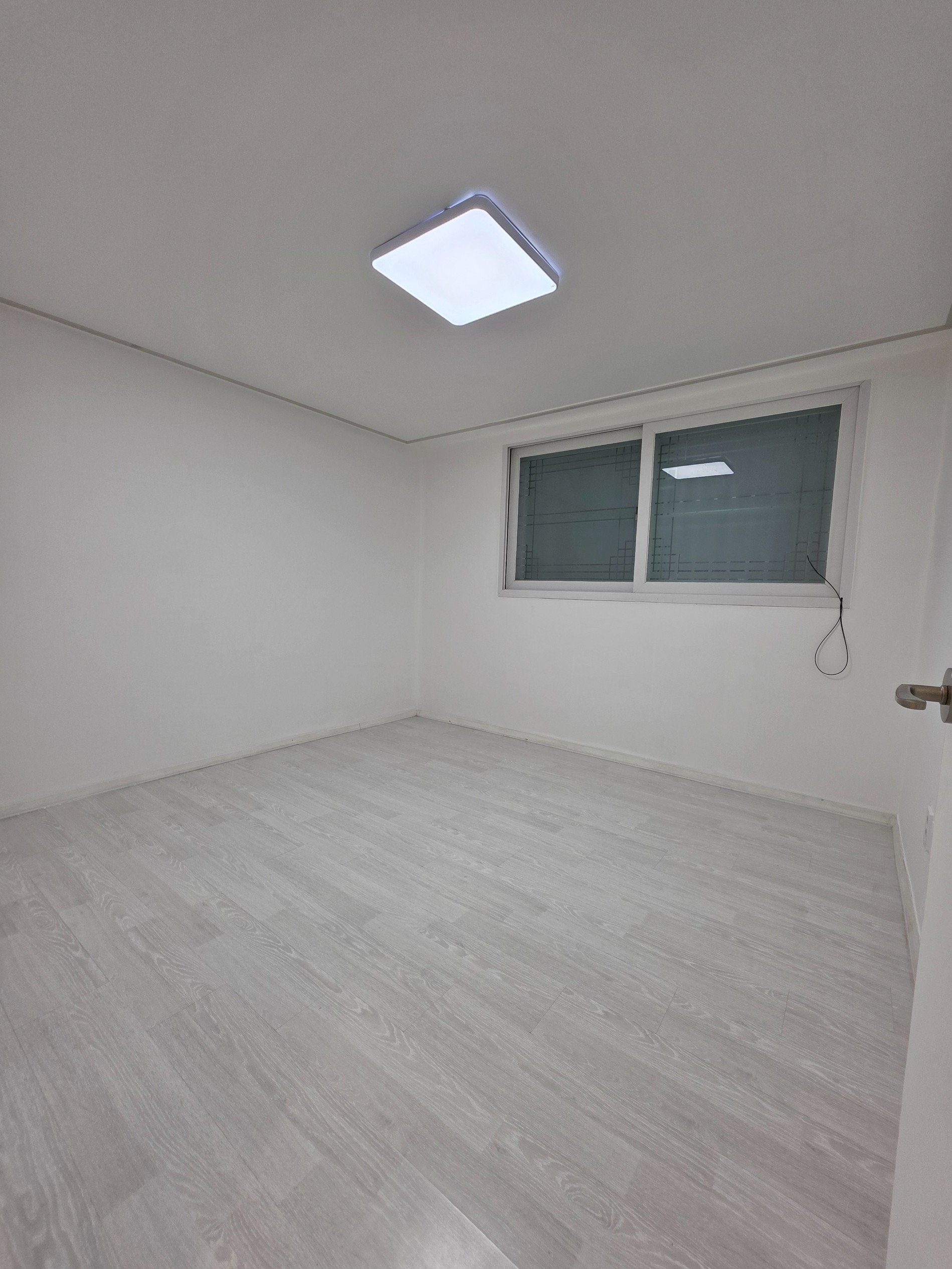 Post image 10
