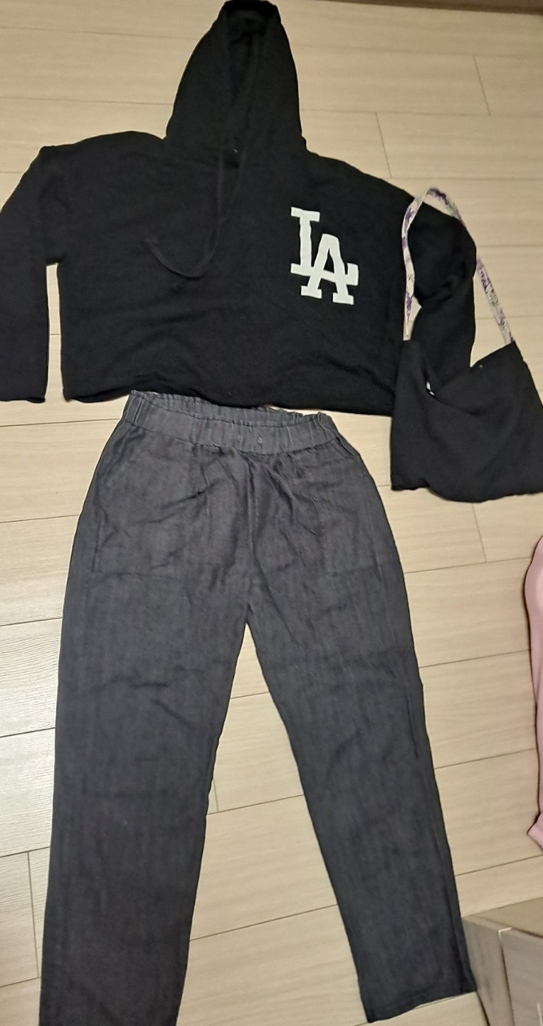 Post image 1