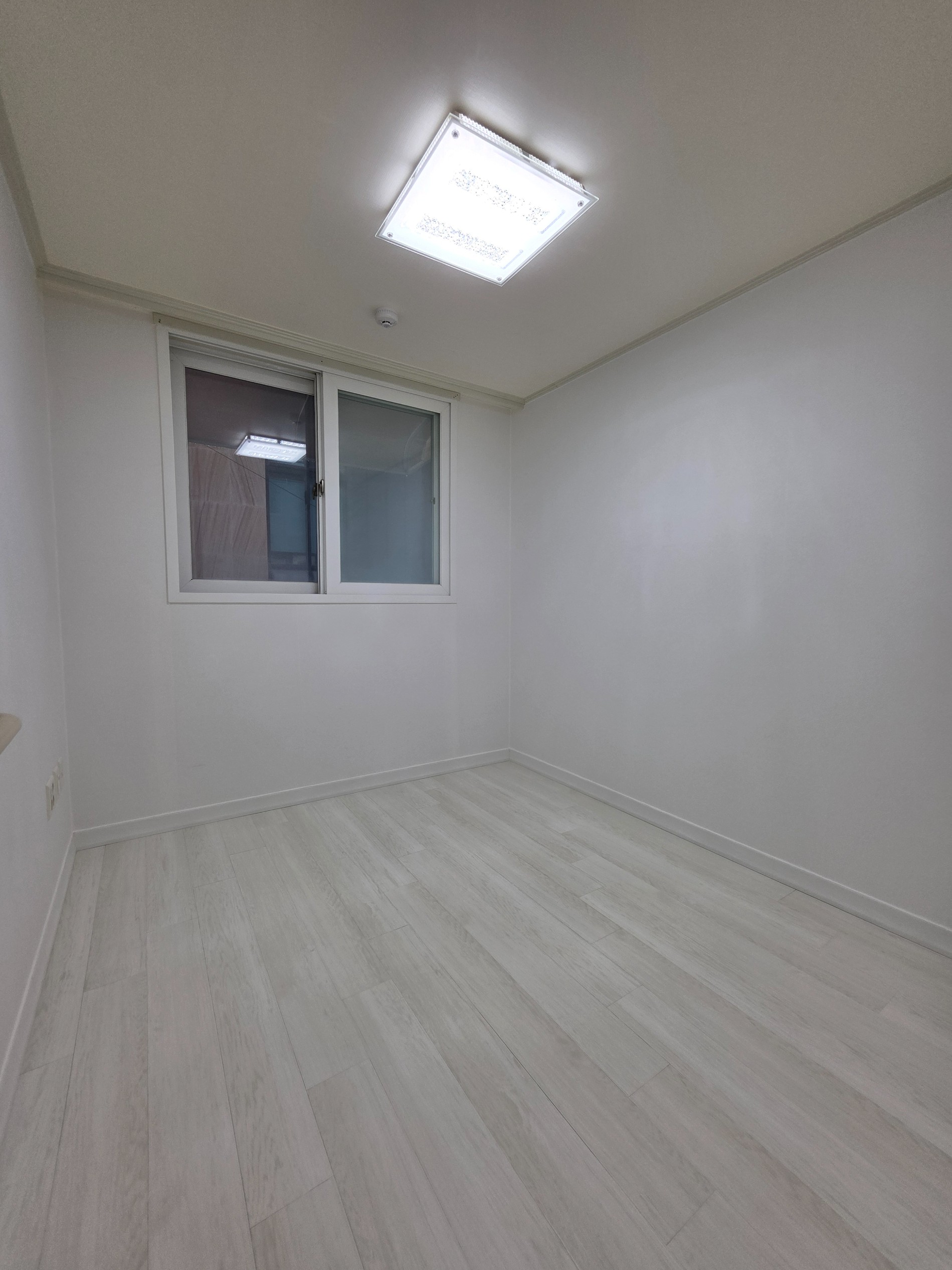 Post image 14