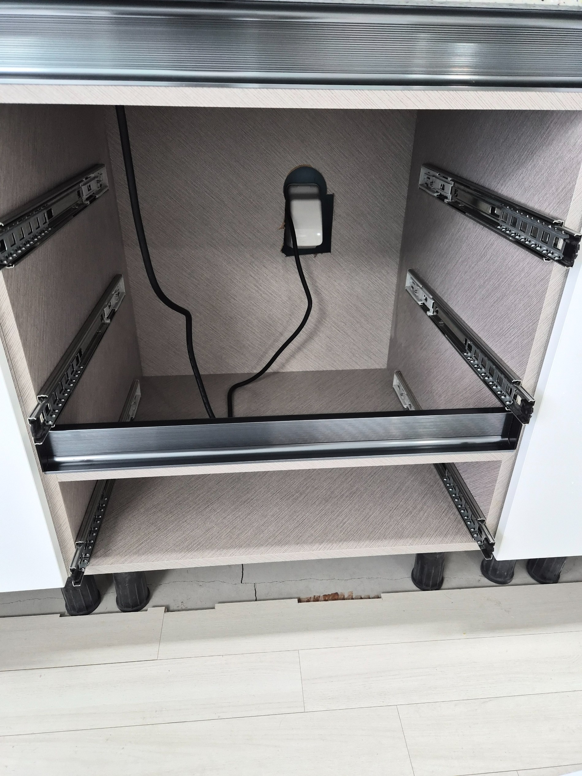 Post image 9