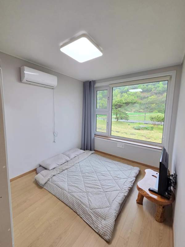 Post image 22