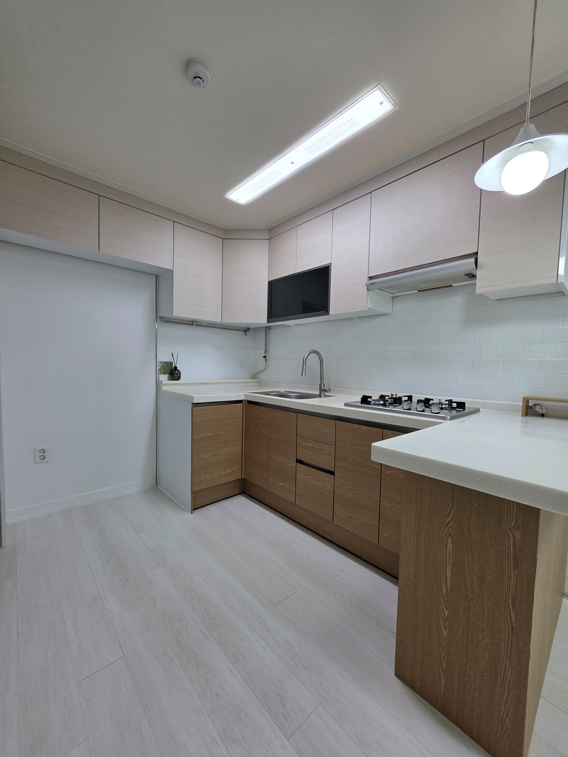 Post image 8